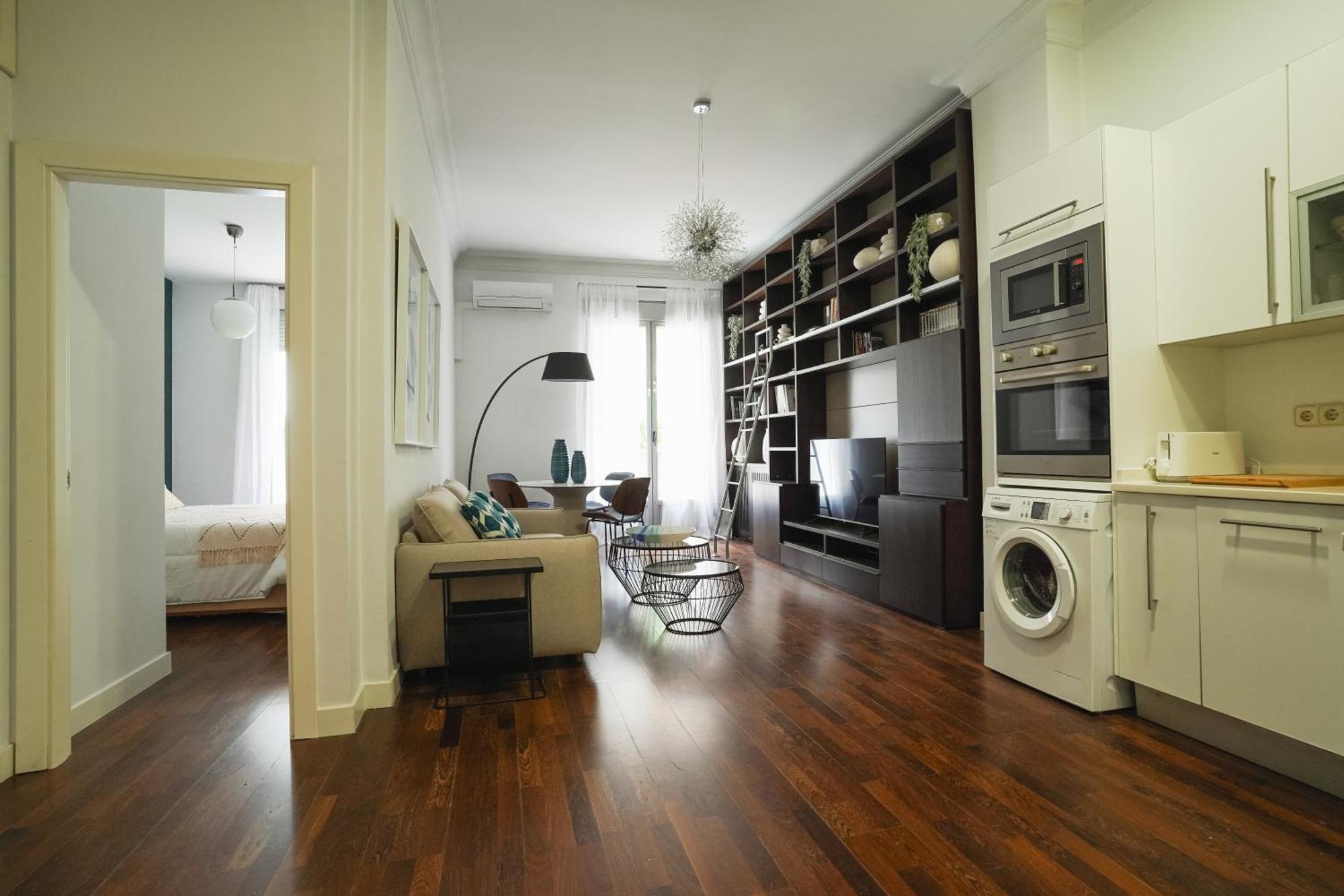 Bright And Cozy-1bedroom 1bathroom-malasana Apartment *